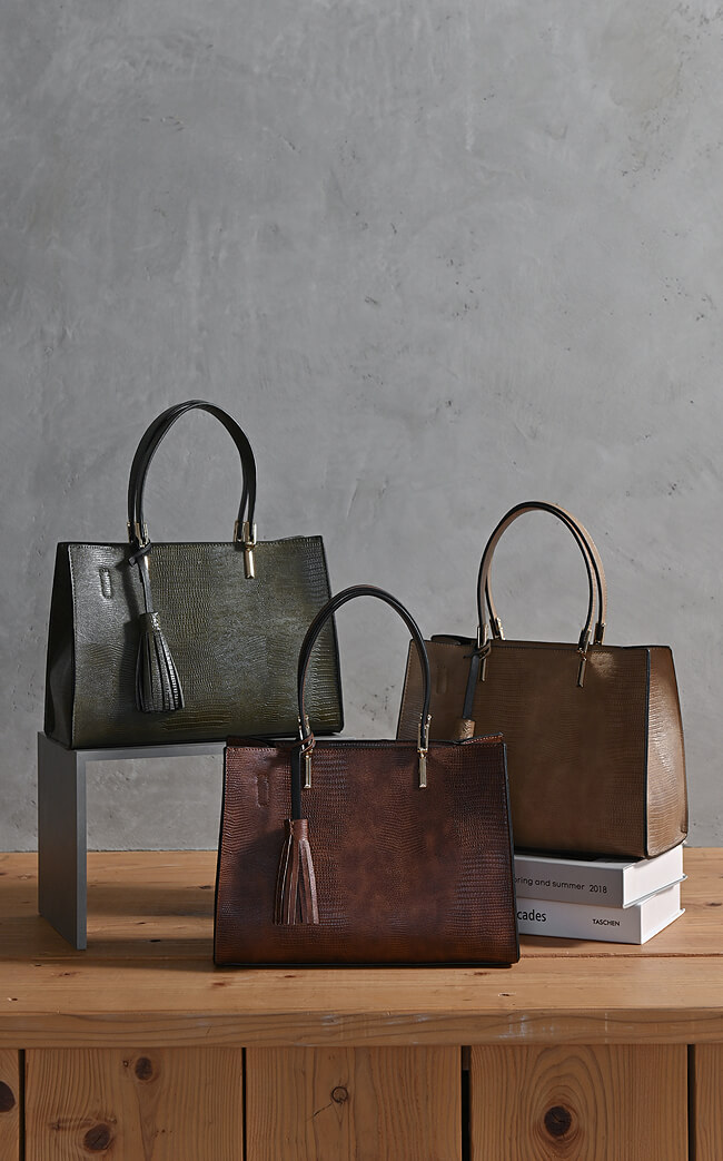 鞄の物撮り撮影写真